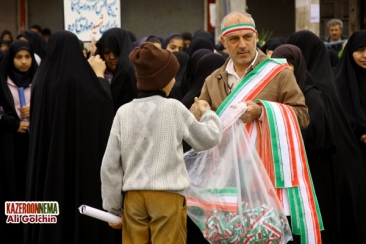 در حاشیه راه پیمایی 22 بهمن کازرون / علی گلچین