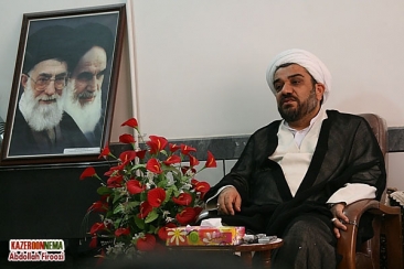 نشست مطبوعاتی امام جمعه کازرون/ عبدالله فیروزی
