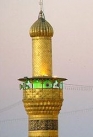 ساخت درب گلدسته‌ حرم امام حسین (ع) توسط مردم کازرون