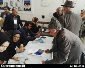 اخذ اولین رای در شعبه مستقر در مسجد سید ابراهیم کازرون