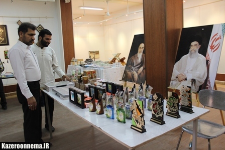 برپایی نمایشگاه عرضه محصولات فرهنگی و قرآنی در نگارخانه پرنیان