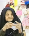 «بی‌بی حاضر»برای بچه‌ها عروسک می‌سازد