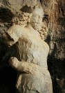 تسطیح و خوانا سازی مسیر گردشگری به غار طبیعی تاریخی شاپور