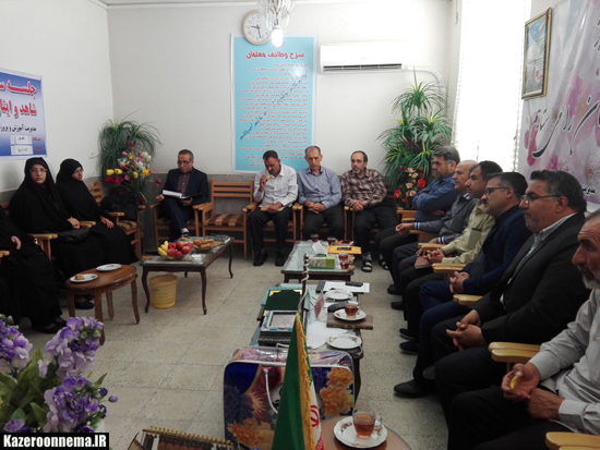 جلسه ستاد شاهد کازرون در دبیرستان شهید شیروانی تشکیل شد