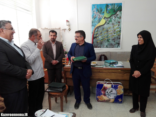 جلسه ستاد شاهد کازرون در دبیرستان شهید شیروانی تشکیل شد