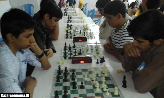 مسابقات شطرنج نوجوانان دانش آموز در کازرون برگزار شد