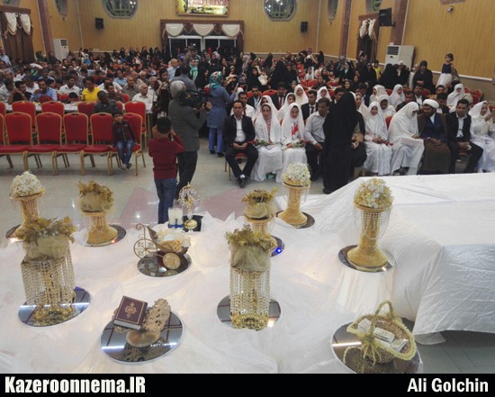 شروع دهه کرامت با جشن ازدواج 28 زوج جوان در کازرون رقم خورد