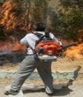 12 دستگاه دمنده هوا برای مقابله با آتش سوزی های گسترده در شهرستان کازرون خریداری شد